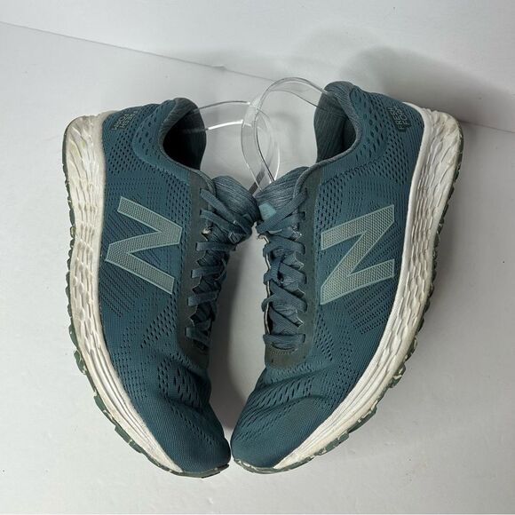 New Balance Blue Running Shoes fresh foam 11 - Picture 9 of 13